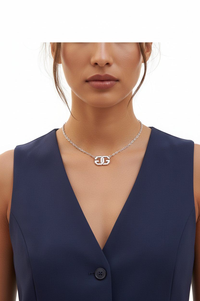 Givenchy Colliers: Givenchy Halskette in Silberoptik – D'occasion à Winterthur par Dejv