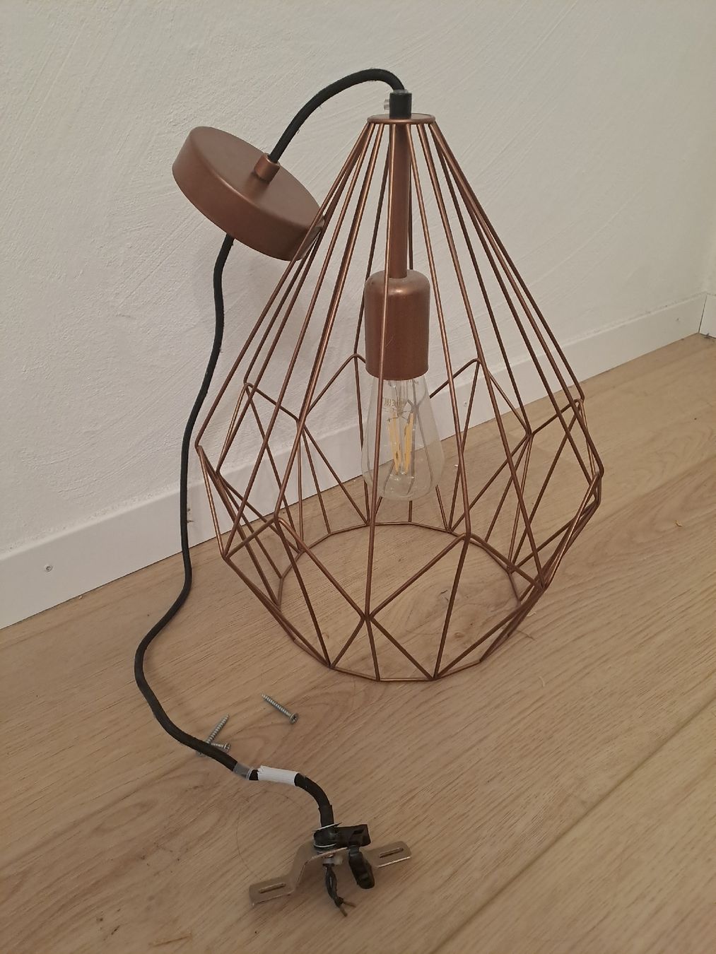 Lampade: Lampe suspension design cuivre, style industriel – Usato da Aigle venduto da chl_29wp 1