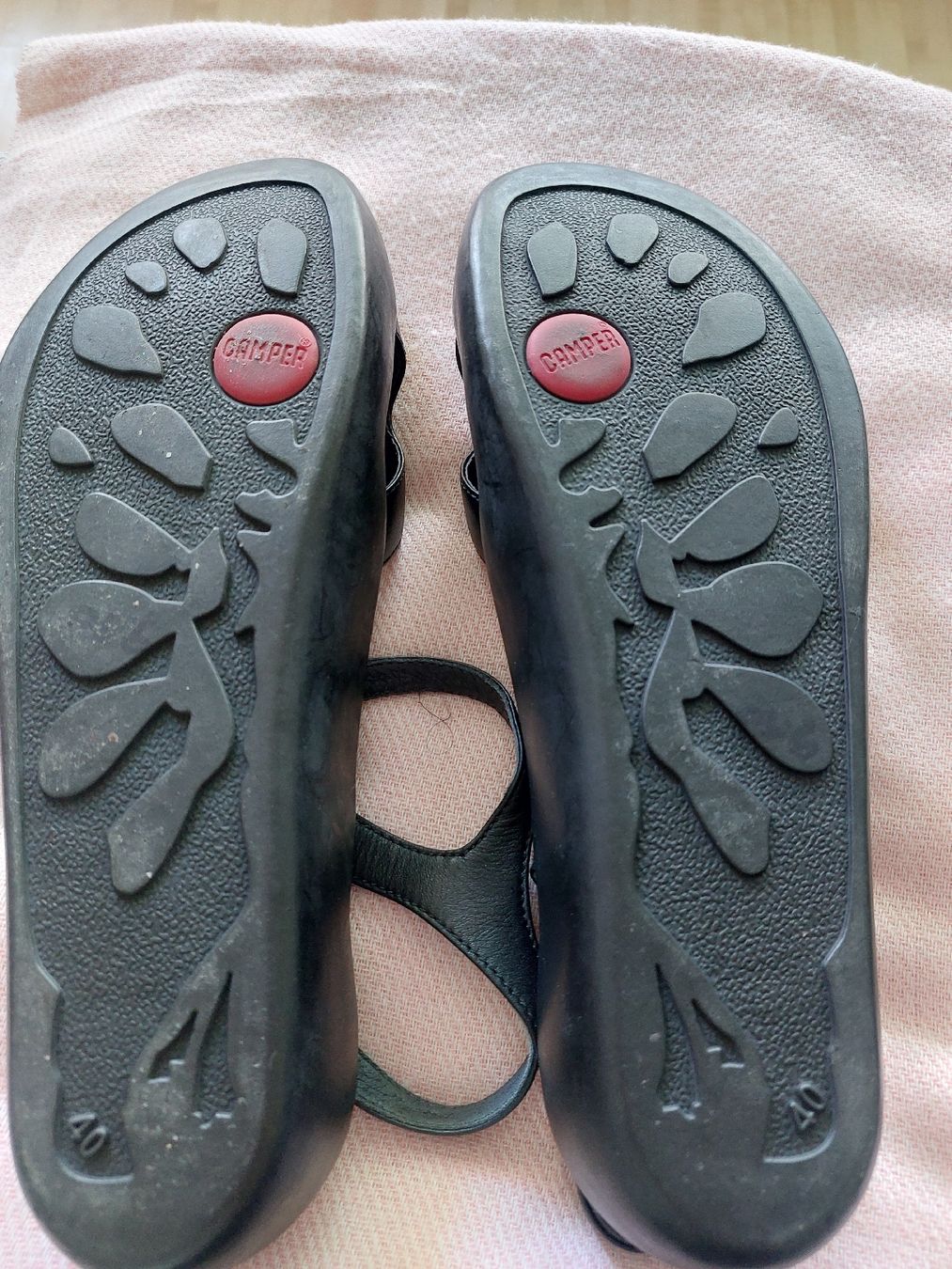 Camper Scarpe da donna: Schwarze Camper Sandalen, Grösse 40 – Usato da Thun venduto da Alexanna 1