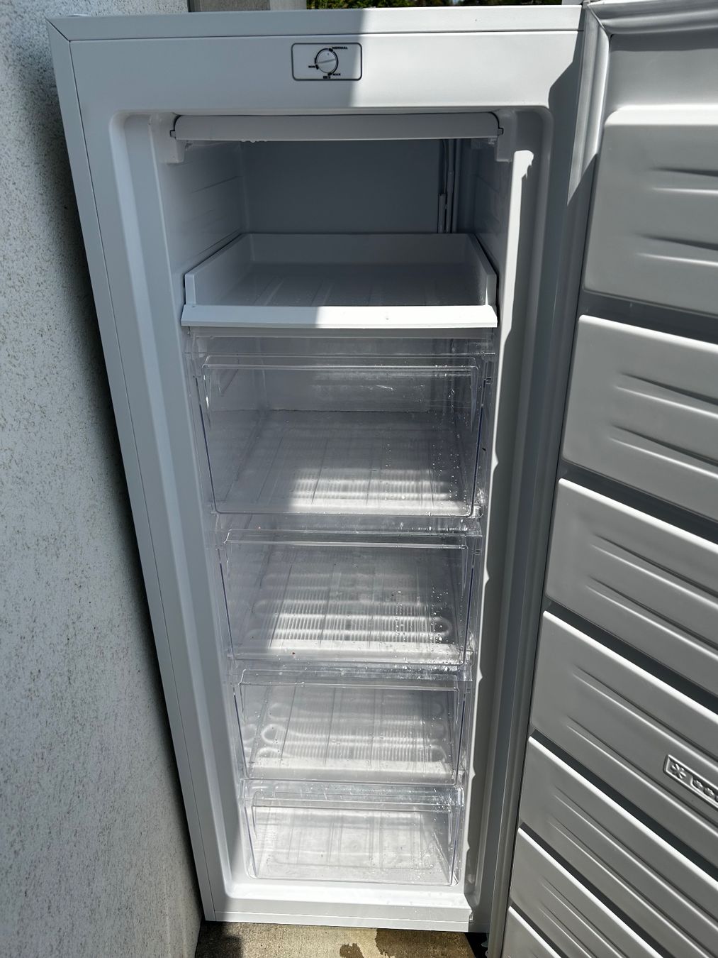 Congelatori: Tiefkühler Prima Vista 168liter – Usato da Wolhusen venduto da STUR11 1