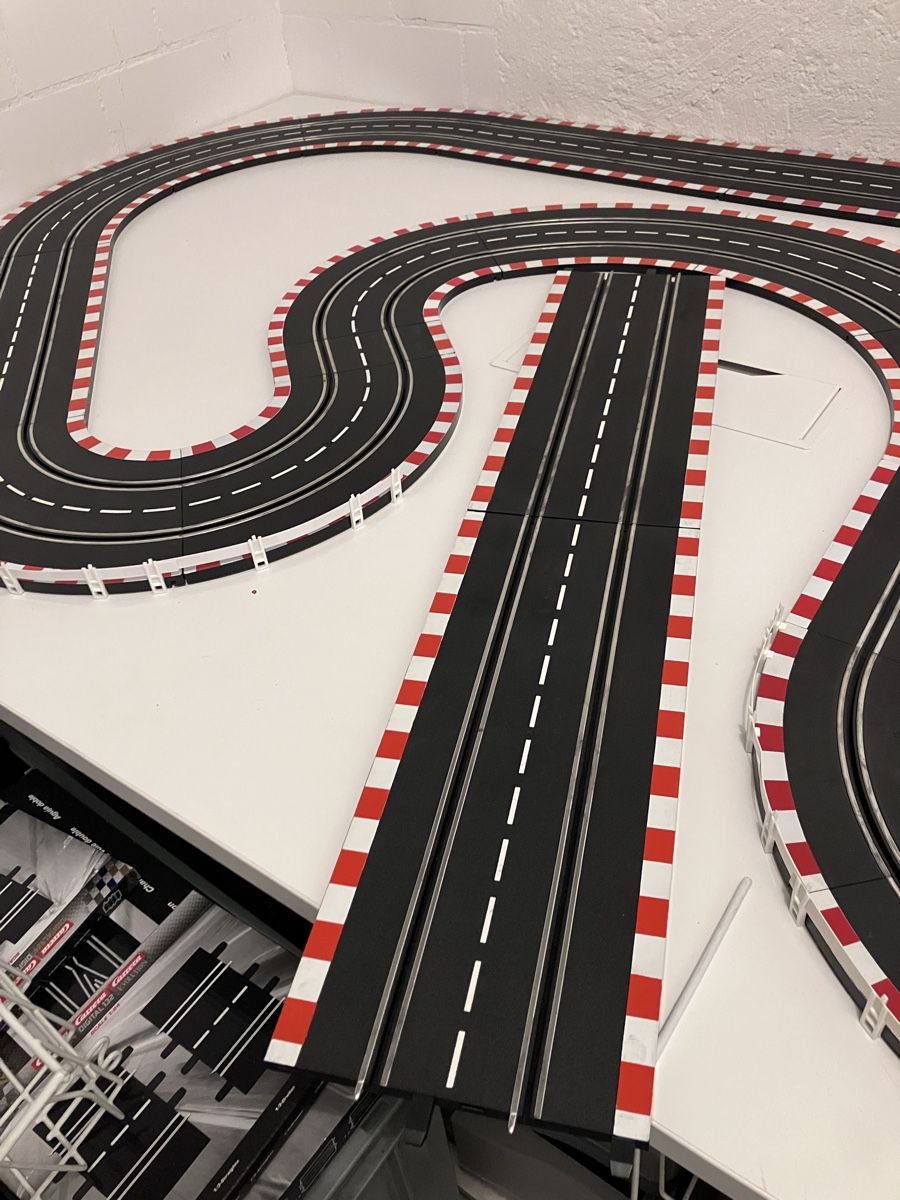 Carrera Circuits: Carrera Profi Bahn – D'occasion à Winkel par Bluesharry1 5