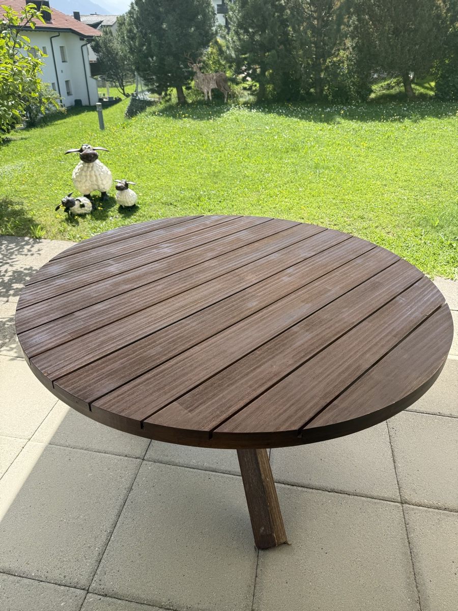 Tischset: Gartentisch mit vier Klappstühlen – Gebraucht aus Effretikon von dehli95 4