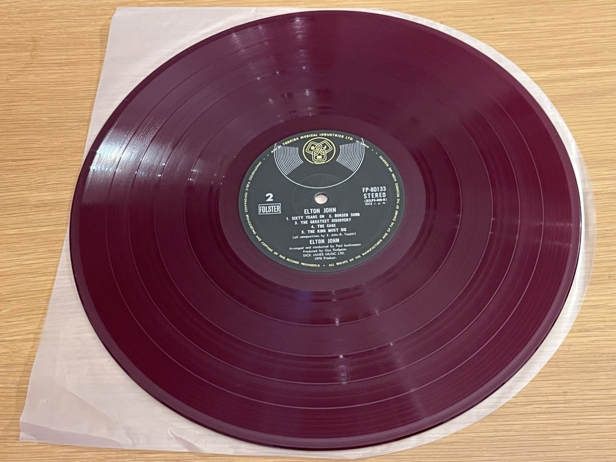 Dischi in vinile: Elton John Same Lp Japan red Vinyl Original 1st press – Usato da Basel venduto da Vinyloase 5
