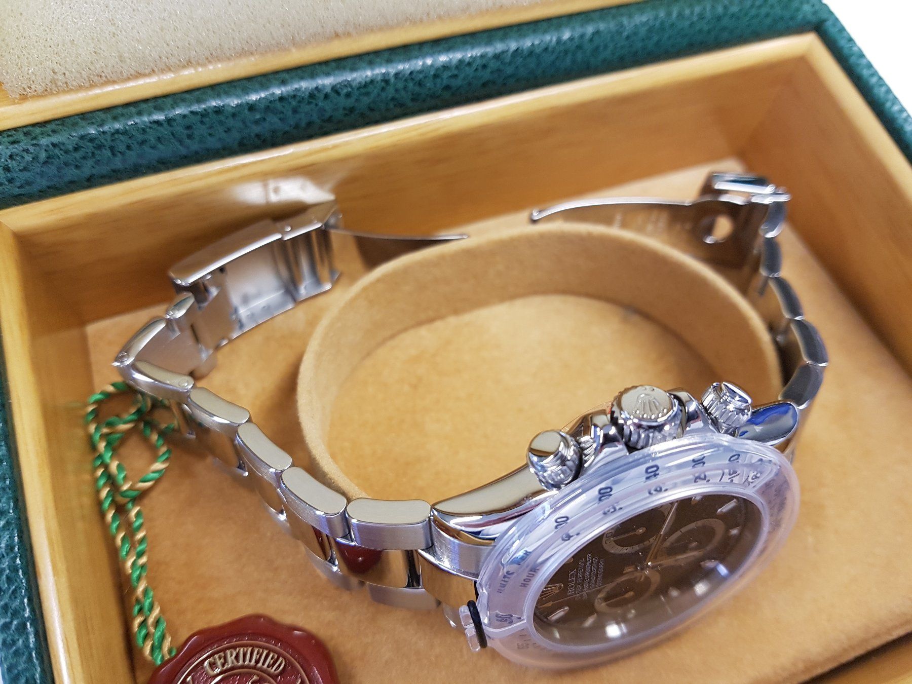 Rolex Orologi: Rolex Cosmograph Daytona - 116520 – Nuovo (secondo la descrizione) da Burgdorf venduto da Moonwalker 5