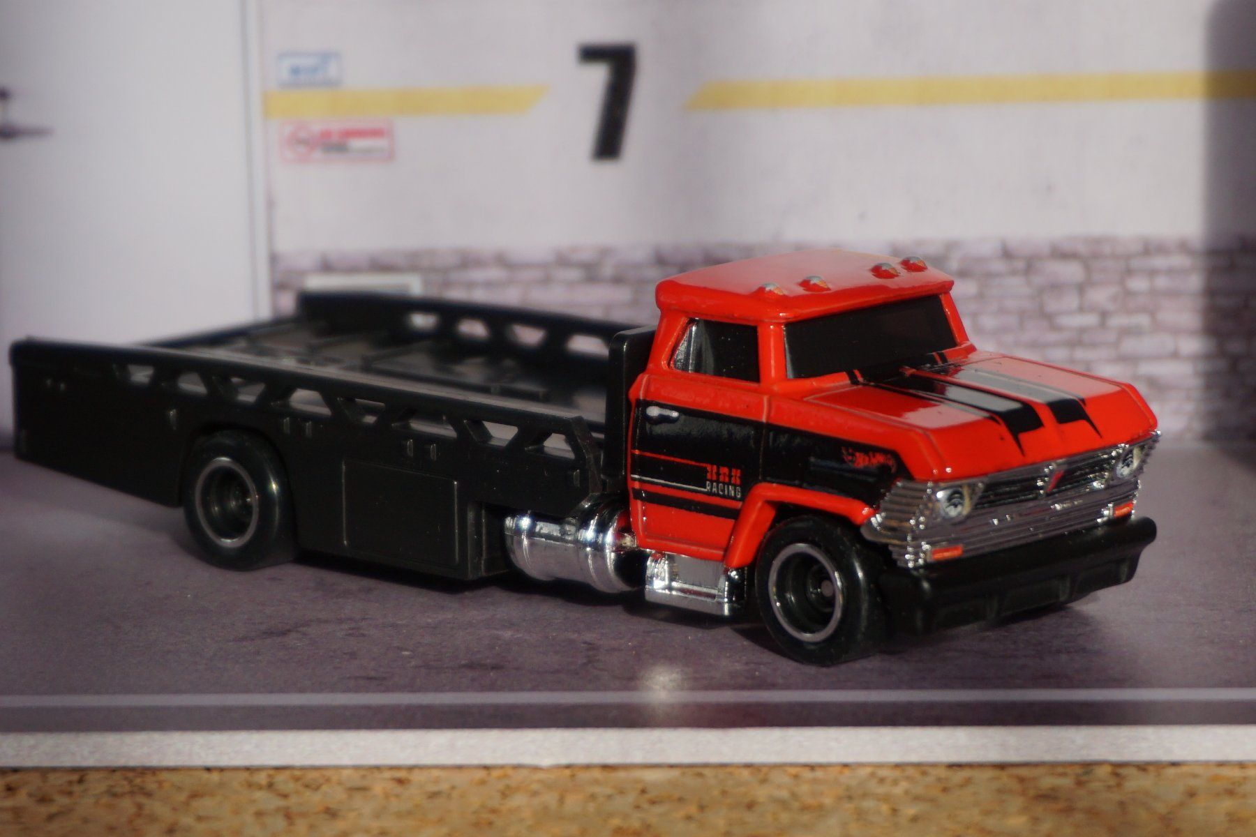 Hot Wheels Modellini d'auto: HotWheels RR Horizon Hauler Transp. TOP !!!!!!!!!!!!!!!!!!! – Usato da Reiden venduto da Doppeldecker69