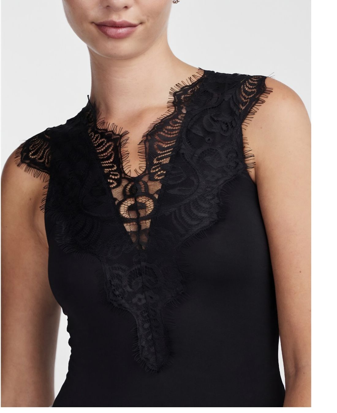 Top: Pieces Spitzen String Body S. – Usato da Ibach venduto da ole_6whn 3