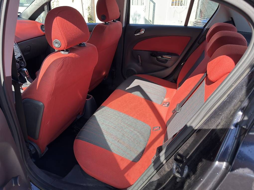 Autos: Opel Corsa 1.4i (COLLAUDATA - AUTOMATICA) – D'occasion à Agno par jonnyautosagl 3