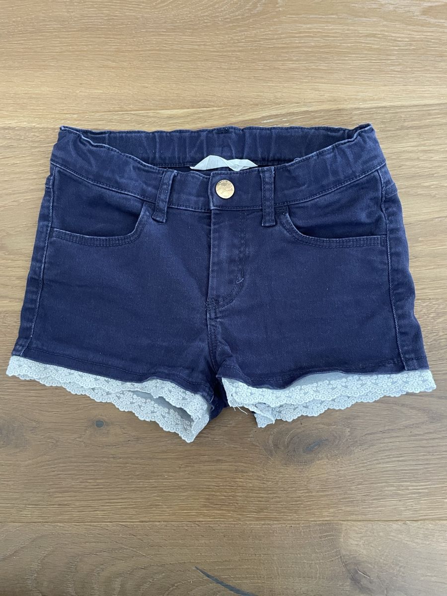 H&M Pantalons: Shorts / Kurze Hosen – D'occasion à Aarwangen par erd_ngx8
