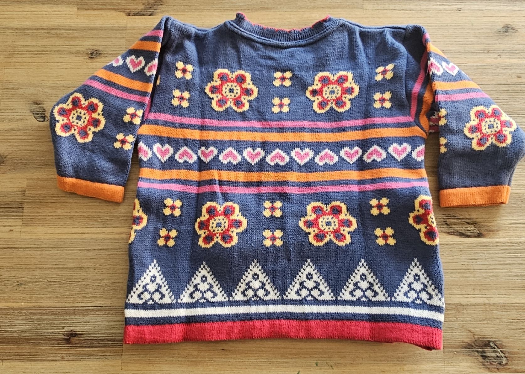 H&M Pullover & Sweatshirts: Kinder Pullover gestrickt Blumenmuster Grösse 86 H&M – Gebraucht aus Basel von Sinibini86 1