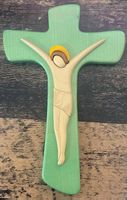 Croix moderne en bois 