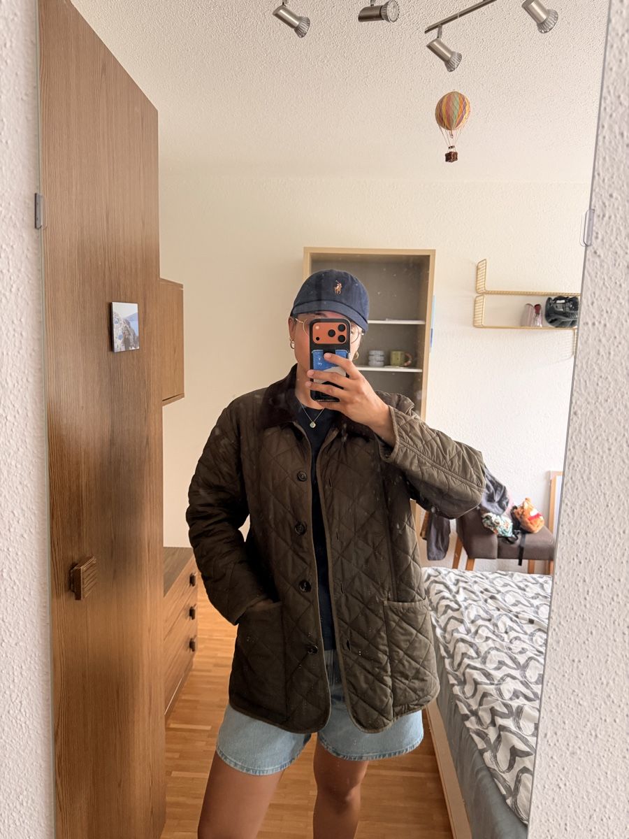 Lamarel Vestes: Lamarel Quilted Jacket – D'occasion à Steinhausen par myclosetsale