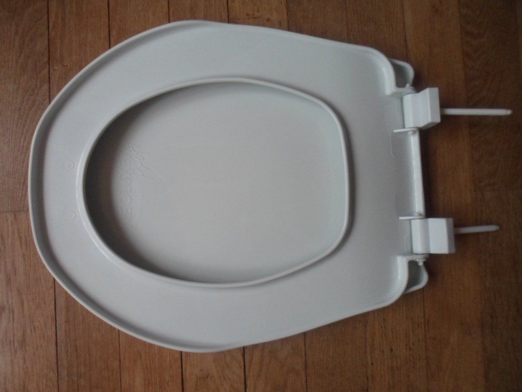 WC: Klobrille WC-Sitz mit Deckel Neoluxe Profi – Usato da Zürich venduto da Tocayo 2