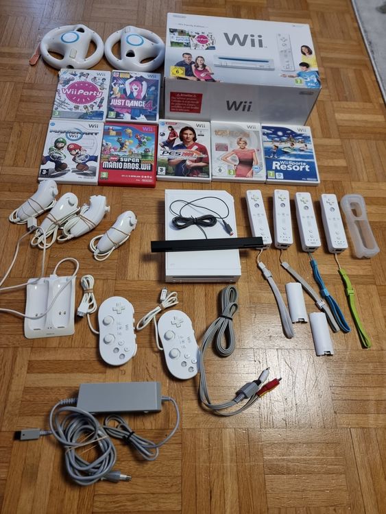 Wii Konsole mit Spielen und viele Zubehören Kaufen auf Ricardo