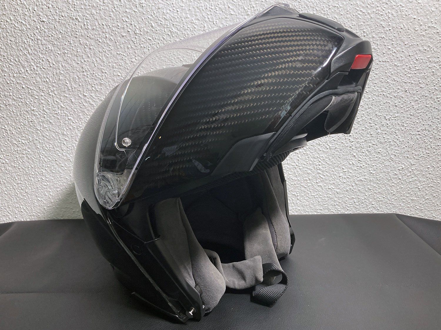 AGV Caschi & visiere: AGV Carbon Helm – Usato da Nyon venduto da n2o1 3