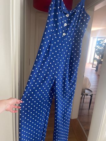Sommerlicher Jumpsuit mit Polka Dots – Grösse S – blau/weiss