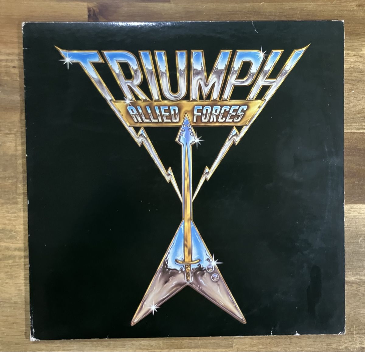 Dischi in vinile: TRIUMPH Allied Forces Vinyl LP 1981 Canada – Usato da Belp venduto da B7L0