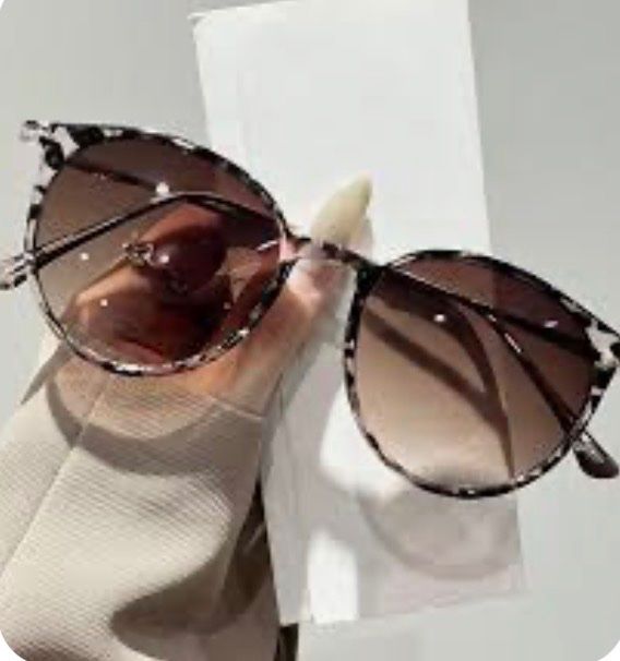 Gucci Brillen & Gläser: Gussi Stil /NP45CHF Sonnenbrille Leopard – Neu (gemäss Beschreibung) aus Kölliken von Hap-7 6