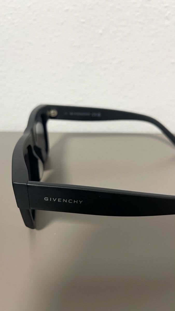 Givenchy Occhiali & Lenti: Stylish Givenchy Sunglasses - Black, Summer Ready! – Nuovo (secondo la descrizione) da Lugano venduto da cri_djb 4