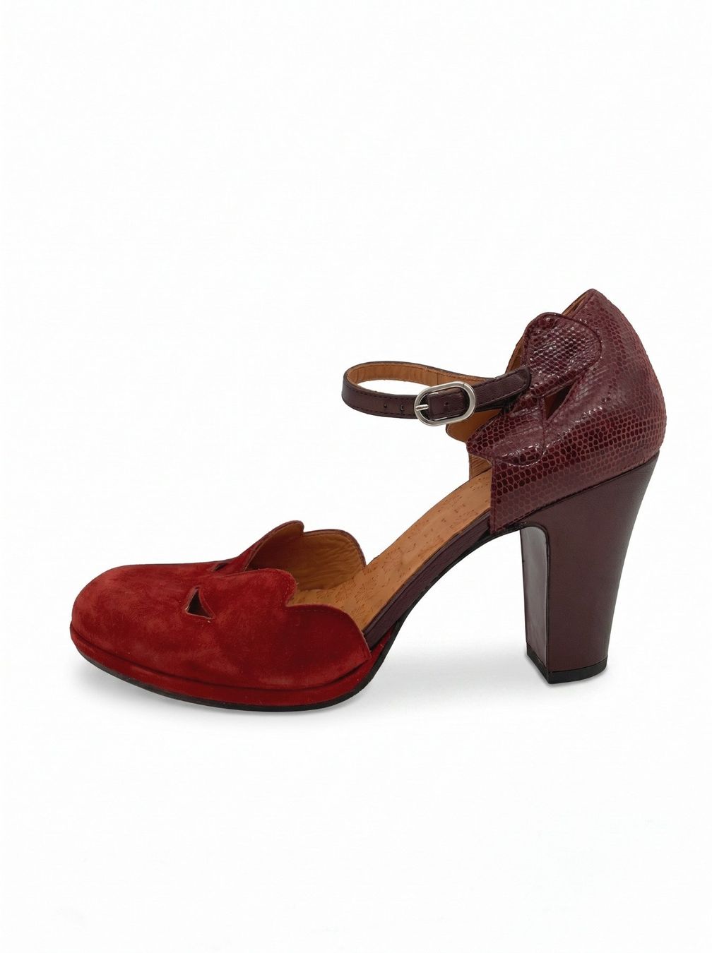 Chie Mihara Scarpe da donna: Chie Mihara Nadila Pump EU 38 Rot – Nuovo e nell'imballaggio originale da Zürich venduto da shoe_shop
