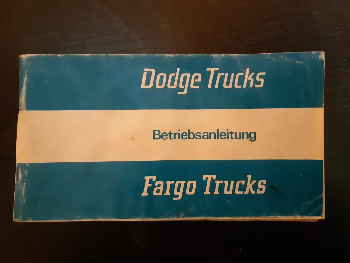 Dodge Dokumente: Betriebsanleitung;  Dodge Trucks – Gebraucht aus Dulliken von Airliner2
