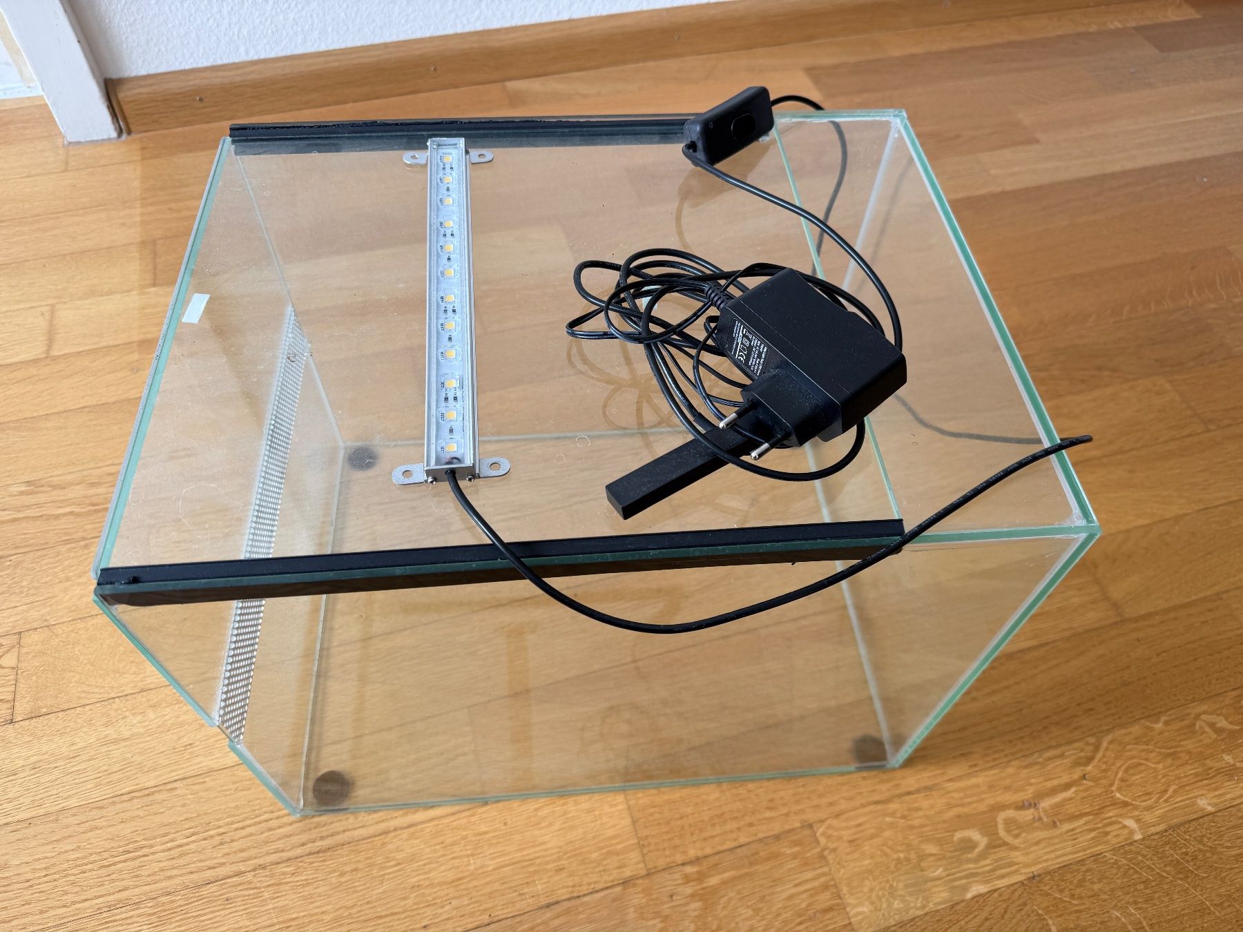Terrario: Glas Terrarium inkl. Technik von Qualipet – Usato da Basel venduto da BaselxRynach