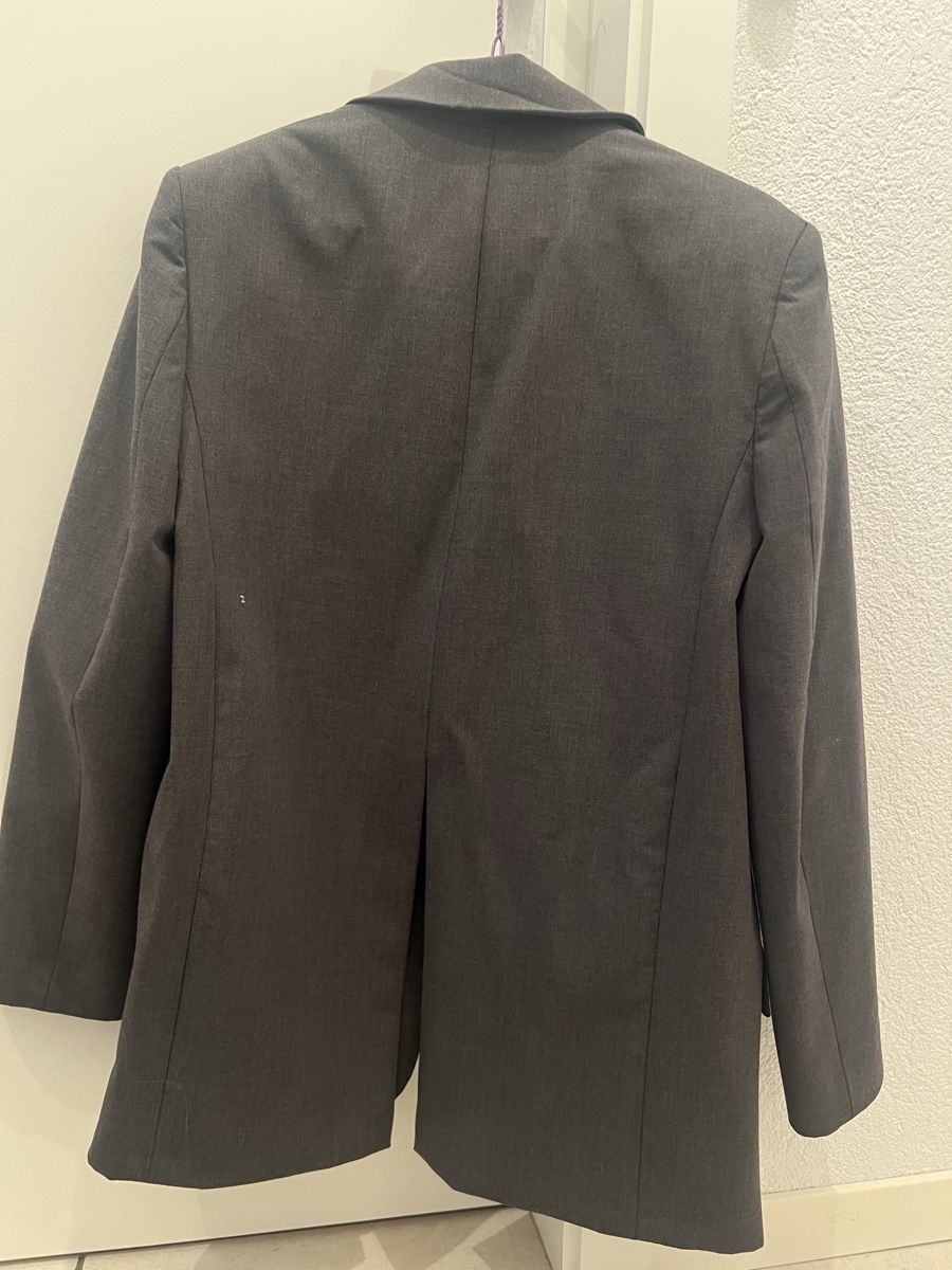 Zara Giacche: Zara Grey Blazer - Women's Size Small – Usato da Münchenbuchsee venduto da almapalma 1