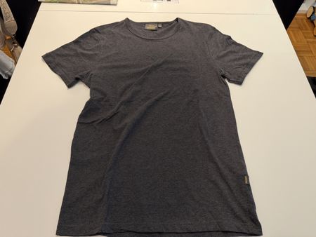 Schwarzes T-Shirt Damen von Switcher Grösse S