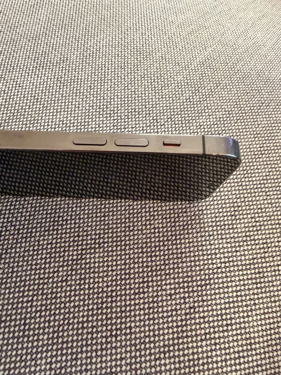 Apple Telefoni cellulari / Smartphones: iPhone 12 pro – Usato da Kölliken venduto da StephanieY 4