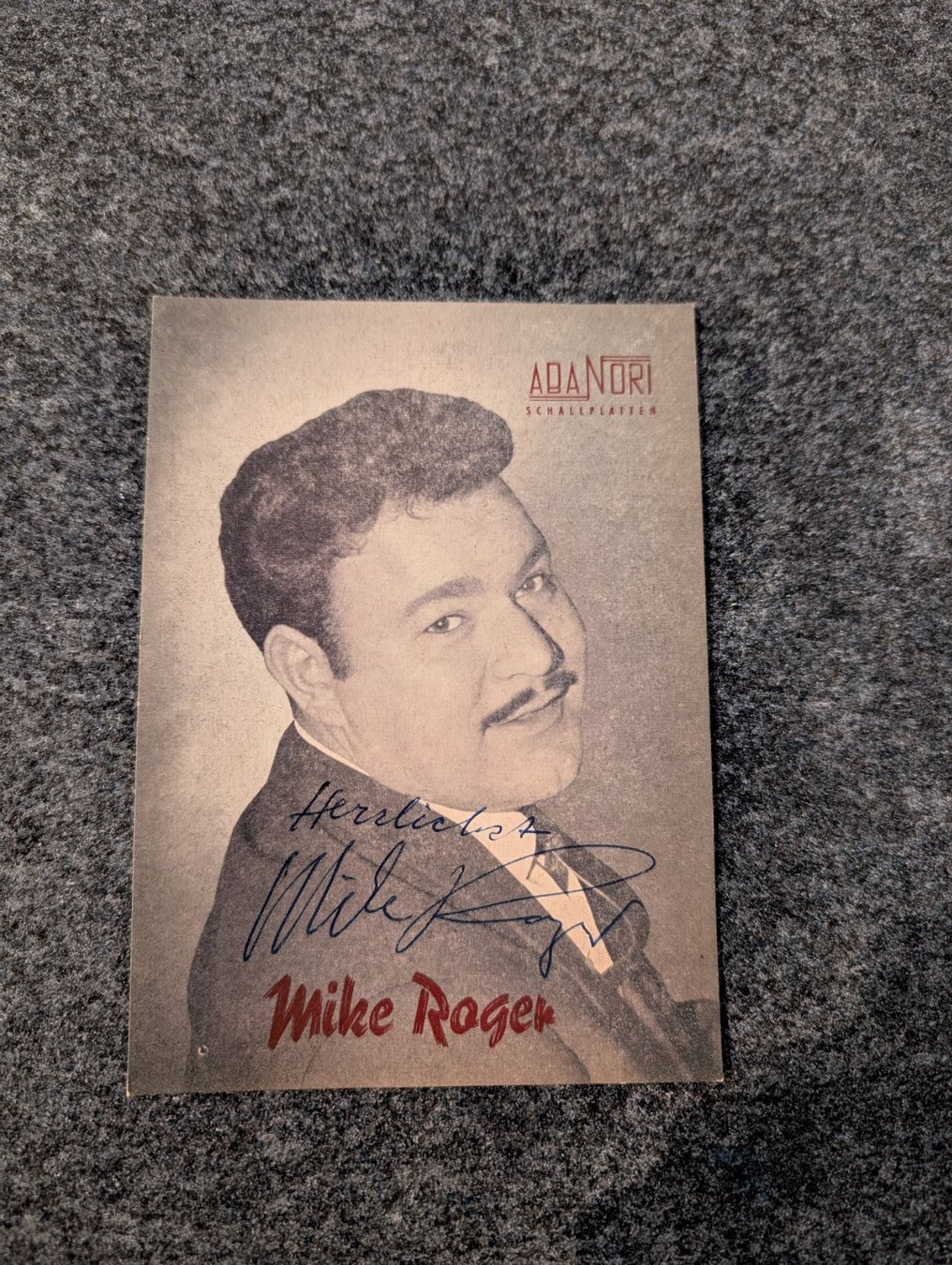 Autografi: Mike Roger, handsigniert – Usato da Buchs ZH venduto da Fussballfredi