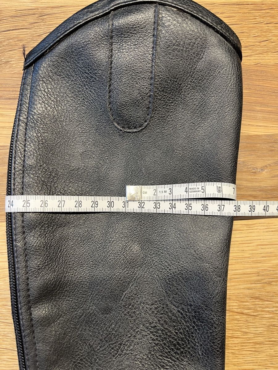 Stinchiere & Fasciature: Schwarze Leder Chaps / Stiefelschäfte - Top! – Usato da Wimmis venduto da Sylsd 7