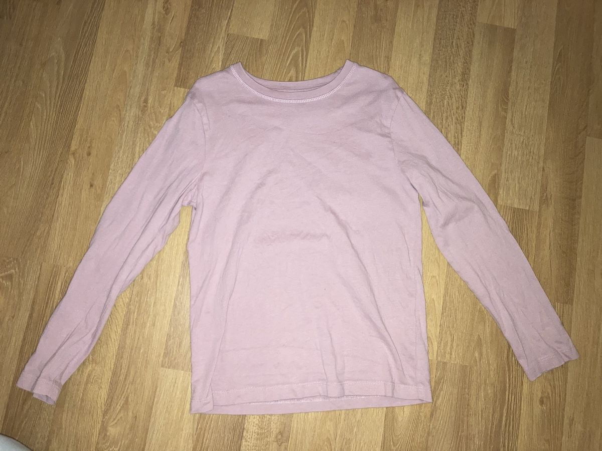 Pullover & Sweatshirts: Mädchen Langarmshirt Gr. 128 – Gebraucht aus Emmenbrücke von JJ_89