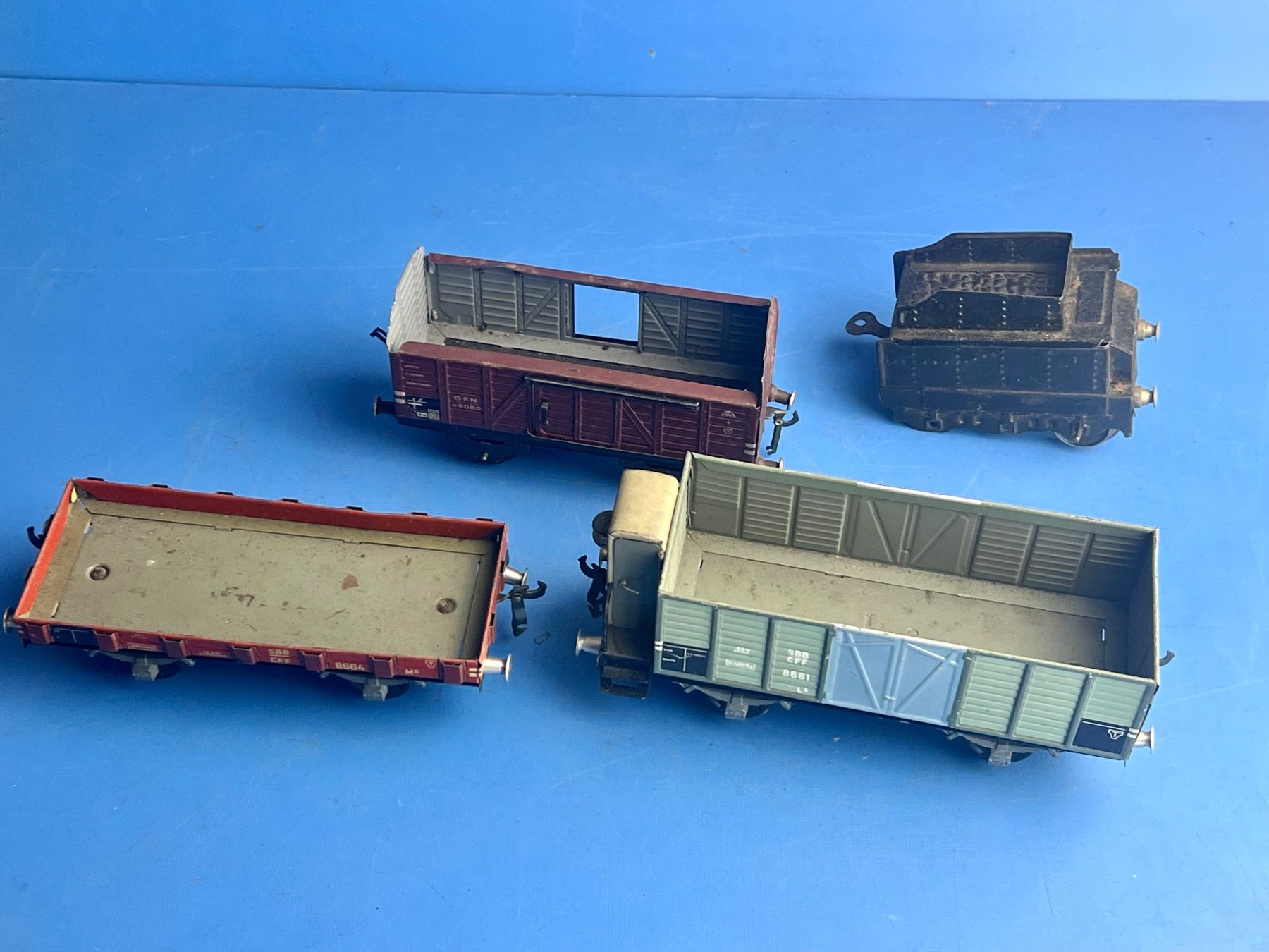 Buco Modellini di ferrovie: 3 1/2 Eisenbahnwagen – Usato da Unterengstringen venduto da Gustav03