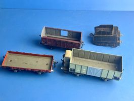 3 1/2 Eisenbahnwagen
