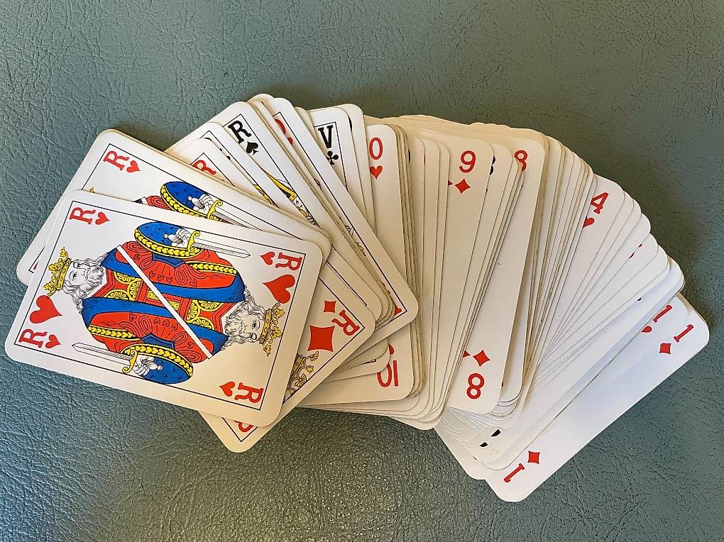 Giochi: 3 jeux de cartes – Usato da Genève venduto da Johnny345 1