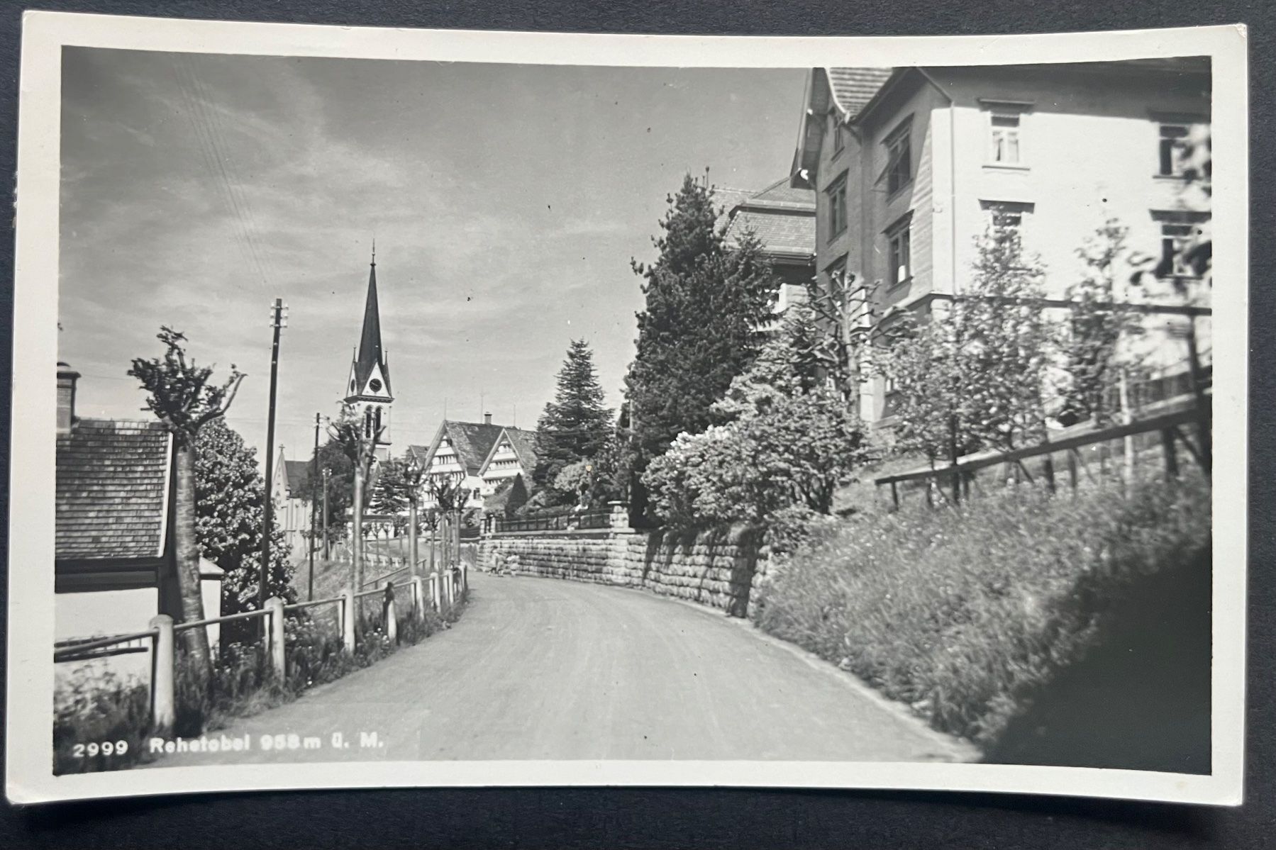 Cartes postales: Rehetobel Strasse, Kirche, Appenzeller Häuser, ca.,1940 – D'occasion à Ostermundigen par DaxKarten-75