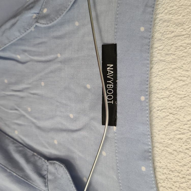 Navyboot Camicette: Navyboot Bluse gr. 38  /  Porto fr. 3.- – Usato da Giubiasco venduto da baamboo 1