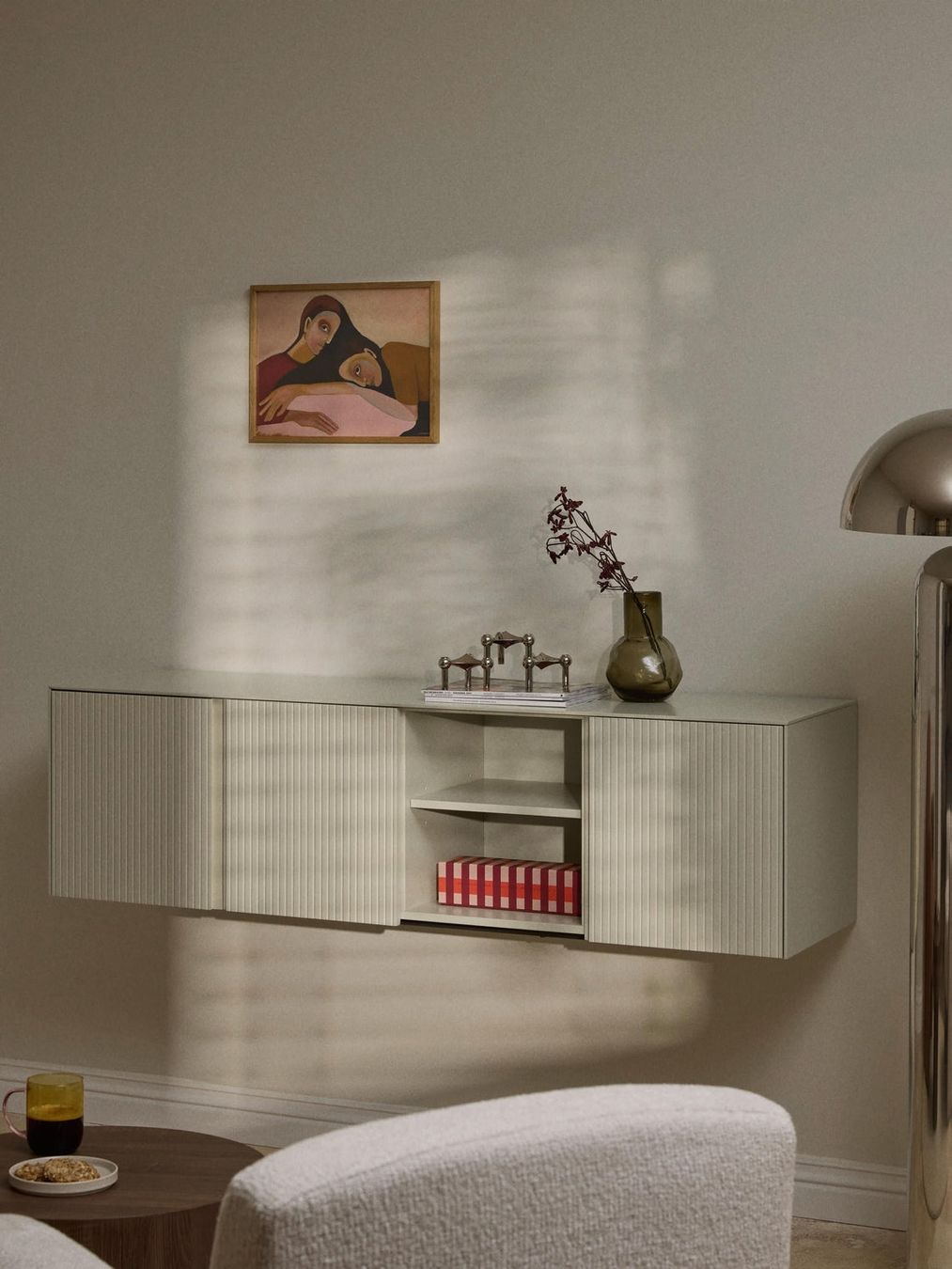 Westwing Cassettiere: Lowboard Shea mit geriffelter Front  Westwing CHF1199-70% – Nuovo (secondo la descrizione) da Otelfingen venduto da Yvonne_Outlet