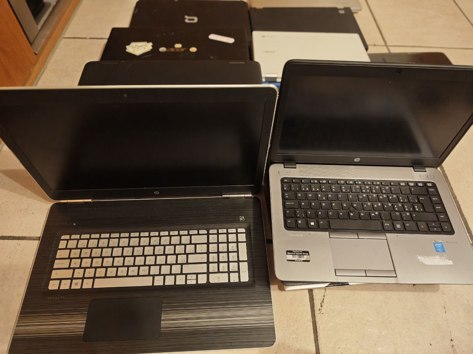 Hewlett Packard Notebook: Lot 27 laptops – Usato da Lungern venduto da Laut_musik 1