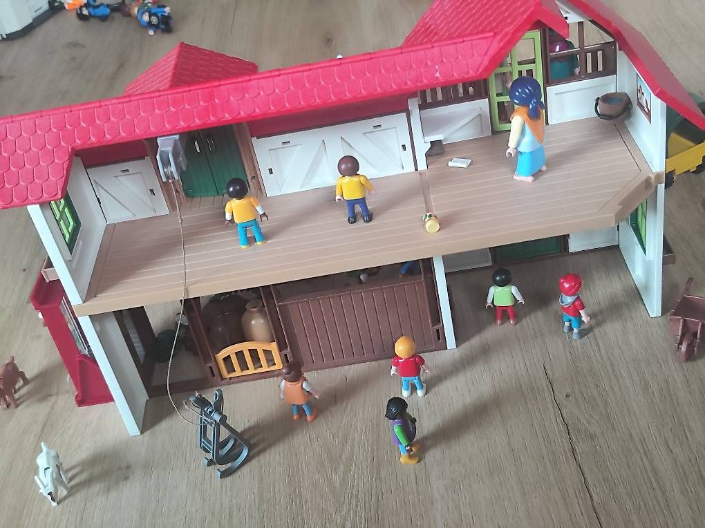 Spielzeuge: Playmobil Bauernhof  – Gebraucht aus Würenlos von dan_g966 1