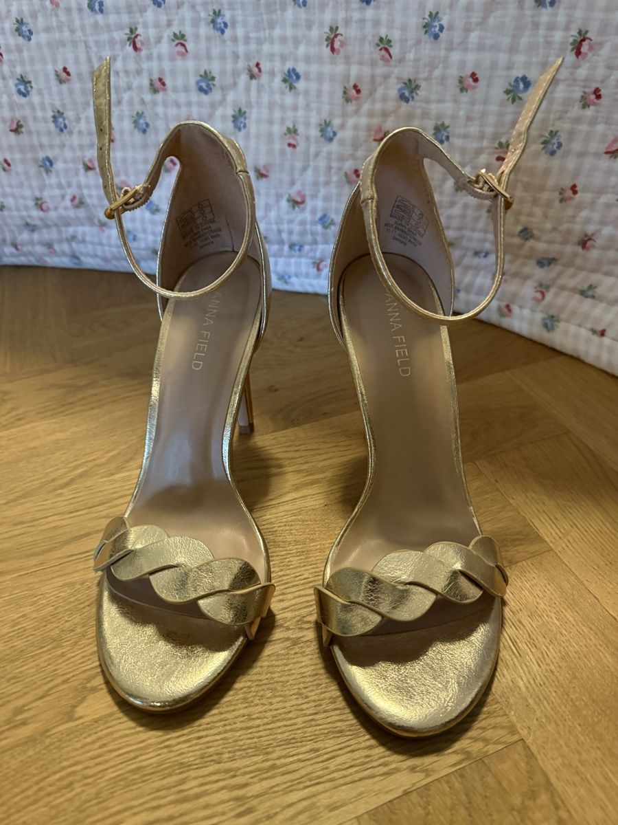 Anna Field Damenschuhe: Goldige Highheels, Grösse 36 – Neu (gemäss Beschreibung) aus Stettlen von Sophia.72 1