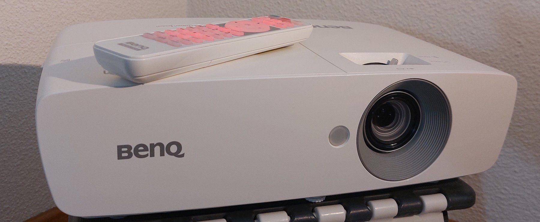 BenQ Proiettori: Full HD Beamer BenQ **hell & mit FUSSBALLMODUS*** – Usato da Bülach venduto da rai_jlr6