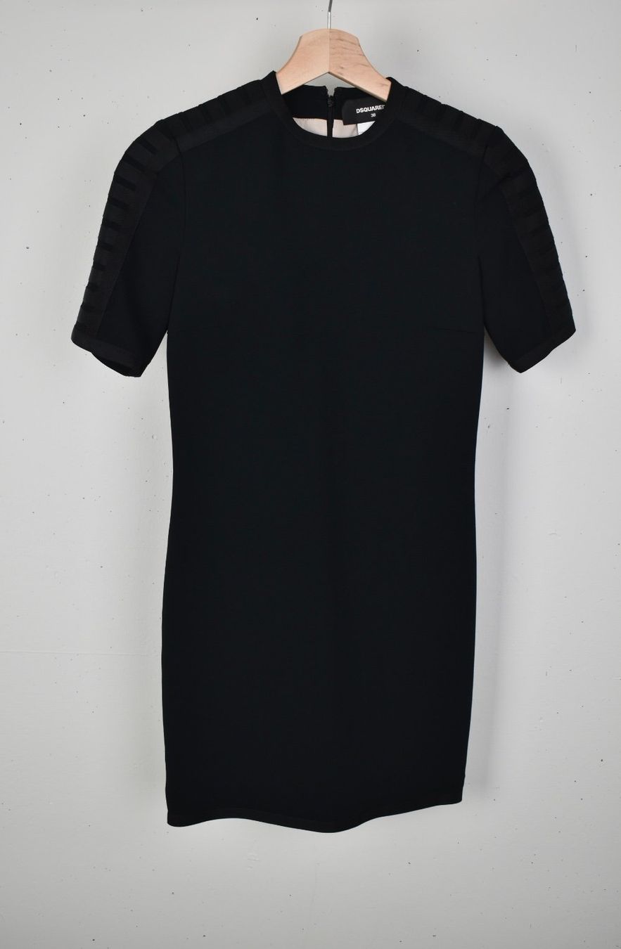 Dsquared2 Vestiti: Dsquared2 Etuikleid Gr.34, wie neu – Nuovo (secondo la descrizione) da Nürensdorf venduto da 2ND_STORY