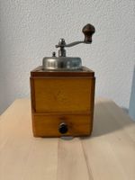 Holz Kaffeemühle Antik - Dekoration für die Küche!