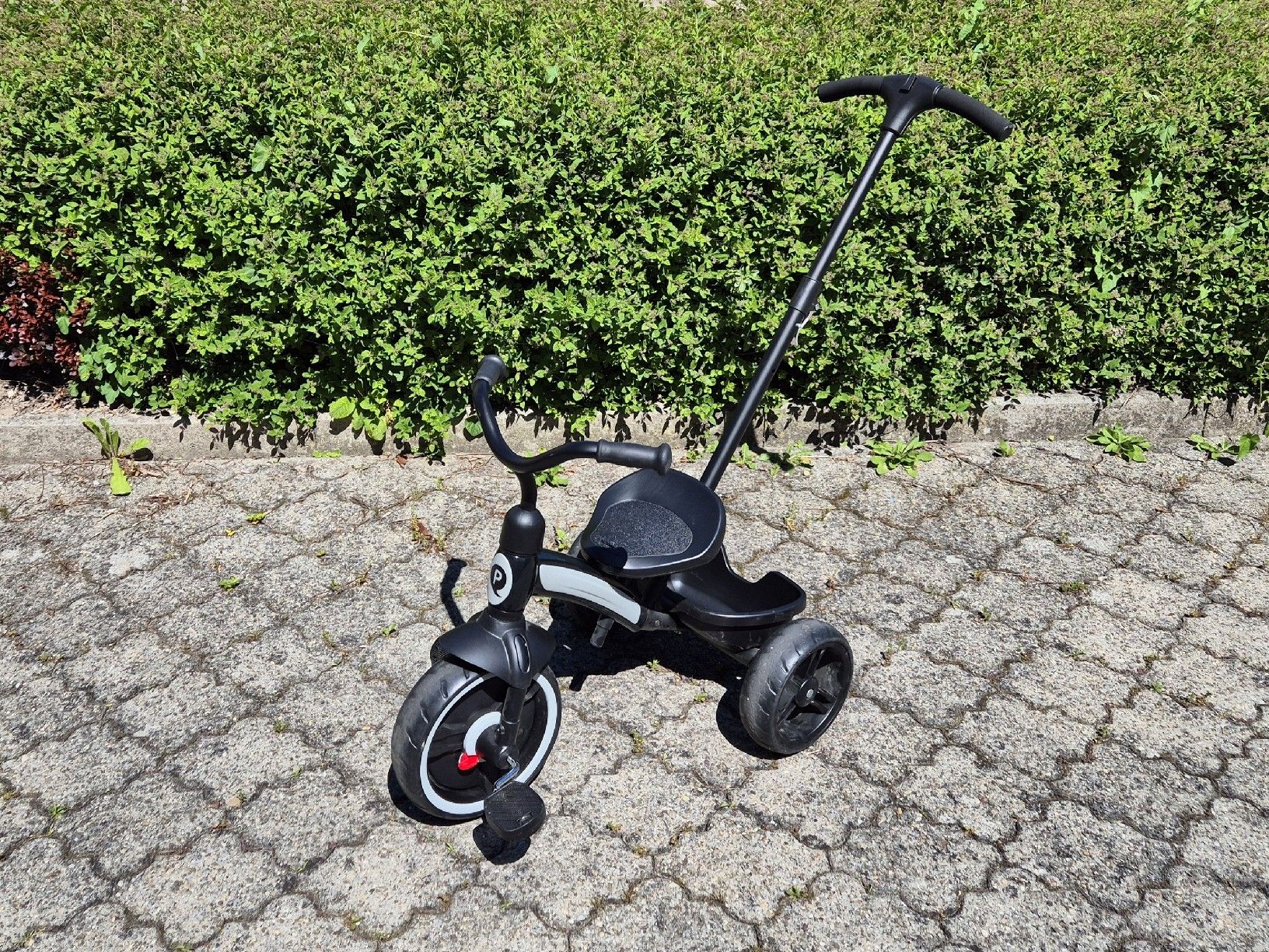 Veicoli per bambini: Dreirad Qplay schwarz – Usato da Emmenbrücke venduto da Gooly_808