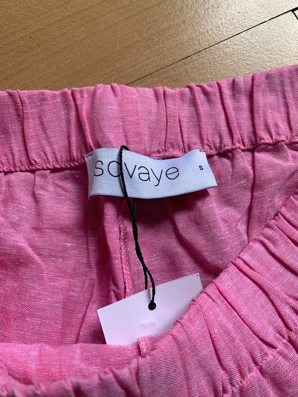 Pantaloni: SOVAYE - Shorts pink S (neu) – Nuovo e nell'imballaggio originale da Zürich venduto da Diazaio 1