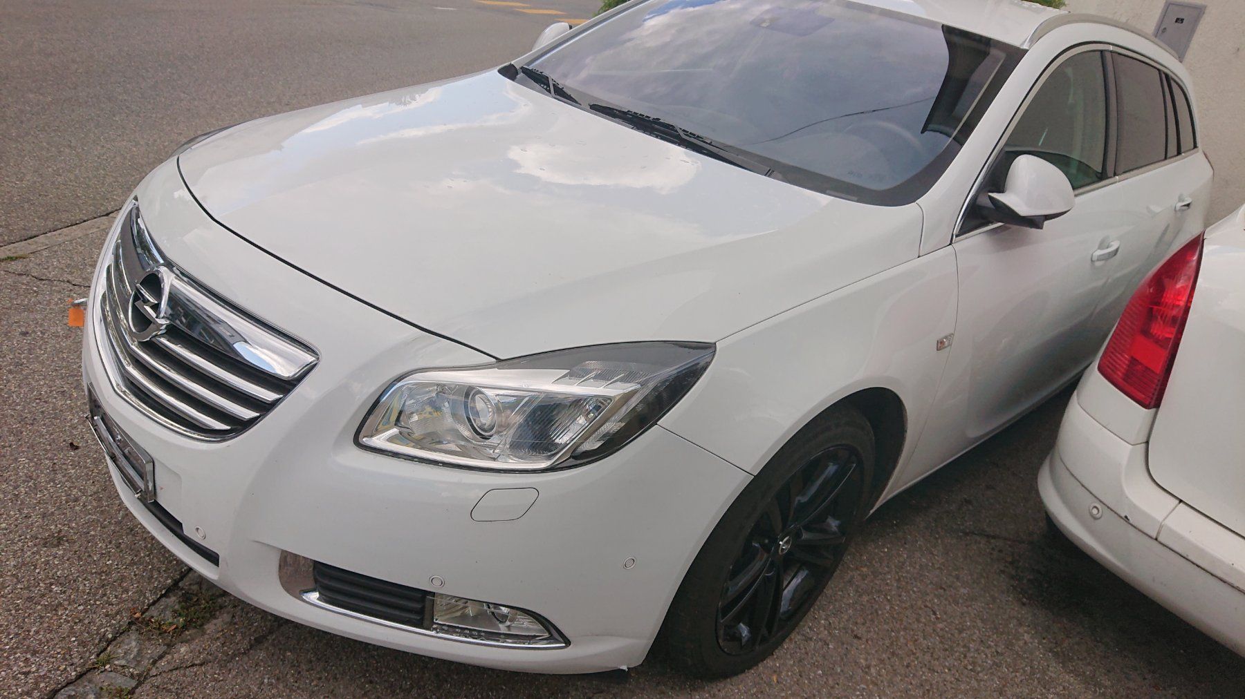Opel Automobili: Opel Insignia 20TD 4x4 für Bastler oder Export – Difettoso da Grenchen venduto da Zombiepolizist 7