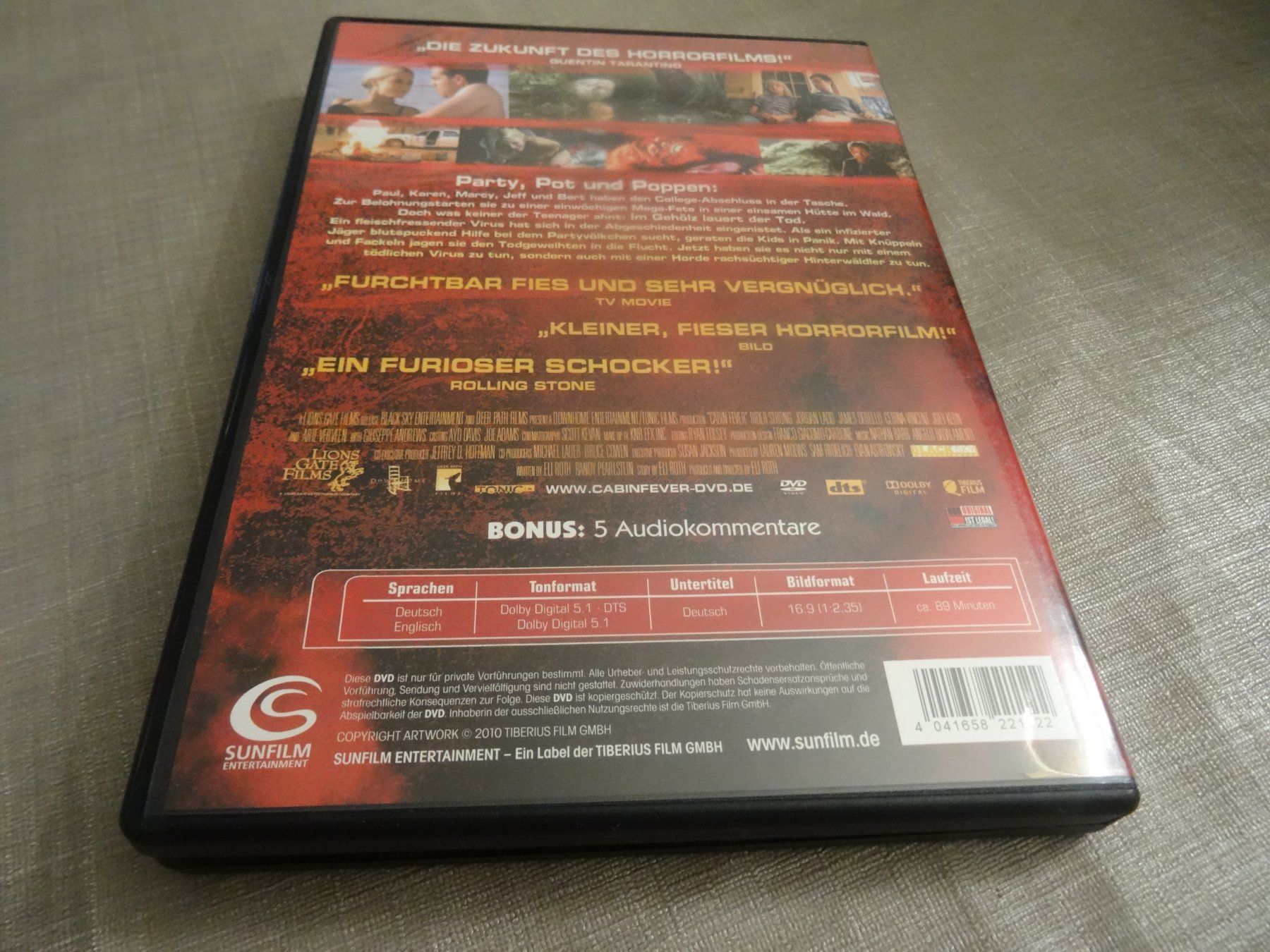Tutti i DVDs: Cabin Fever - DVD - Horror - Ab 18 - – Usato da Olten venduto da Disc-Verkauf 2
