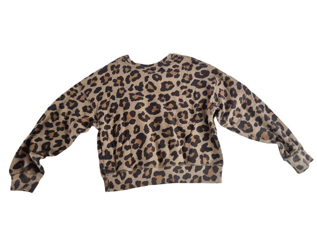 Pulls et sweat-shirts: Pullover mit Leopardenmuster – D'occasion à Wangen b. Olten par Restwert_Wangen 1