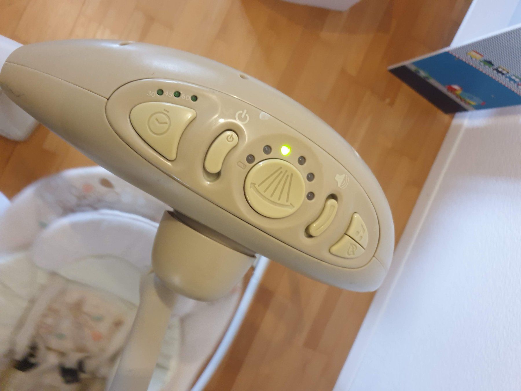 Sdraiette & Sdraiette a dondolo: Baby Wippe automatisch Ingenuity – Usato da Pfäffikon SZ venduto da gosia912 2