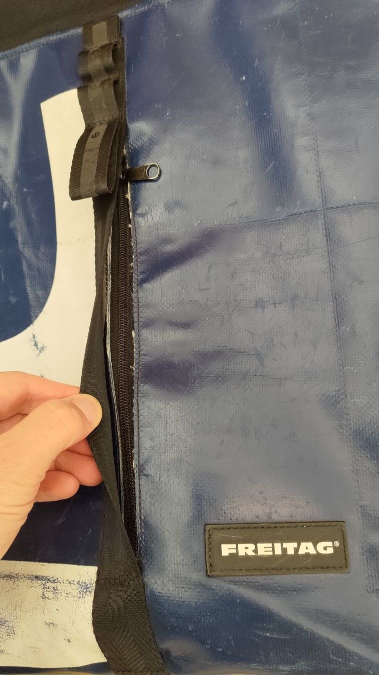 Freitag Rucksäcke: Freitag Rucksack CLAPTON blau weiss – Gebraucht aus St. Gallen von zwybler 3